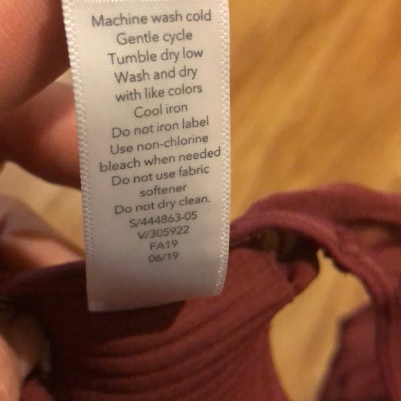 Athleta Bakasana Tank Top Racerback Mesh Fitted Workout Shirt NWOT - Picture 11 of 11